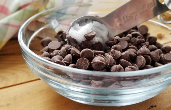 chocolate peanut butter cups with choco chips