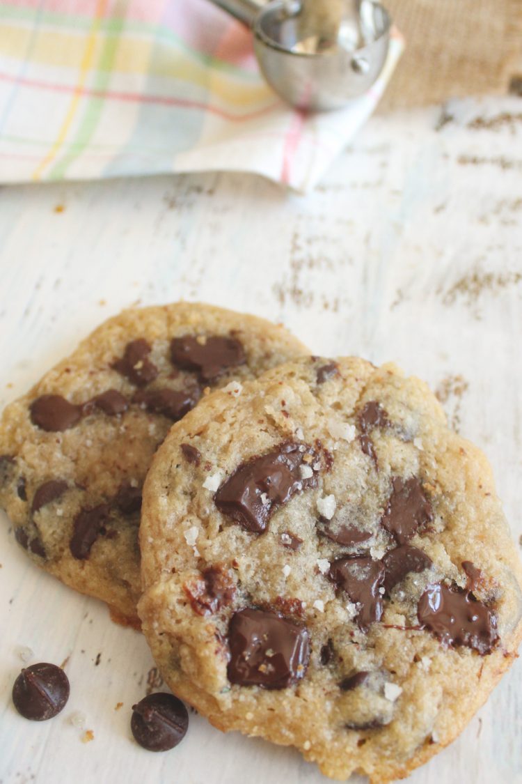 low carb chocolate chip cookies - Fork Freedom